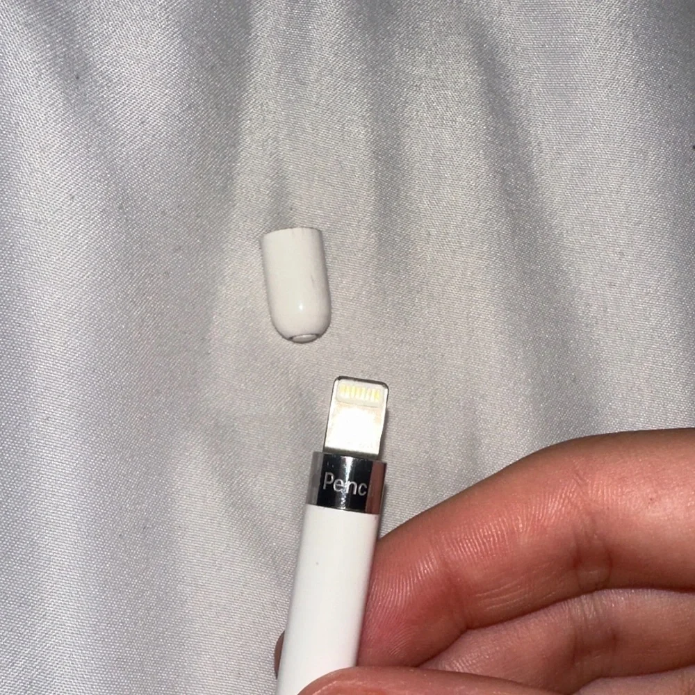 Apple Pencil in White with Silver Accent